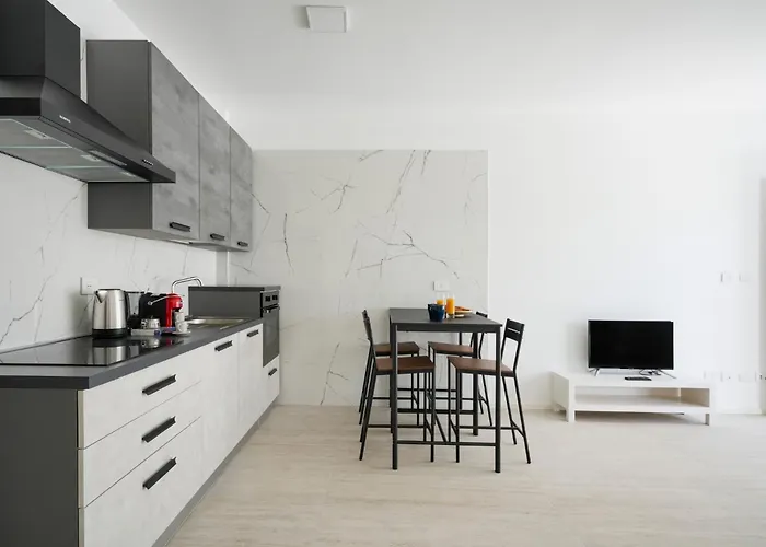 Guesthost - Al Borgo Felice Appartamento Bari